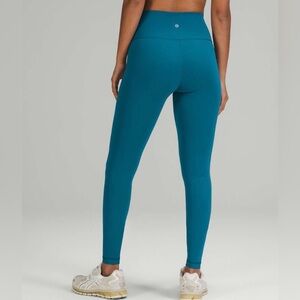 lululemon Turquoise thighs ladies size XS